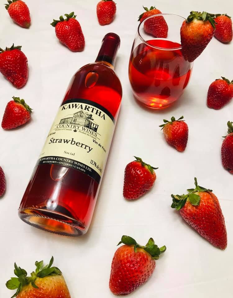 wine with strawberries