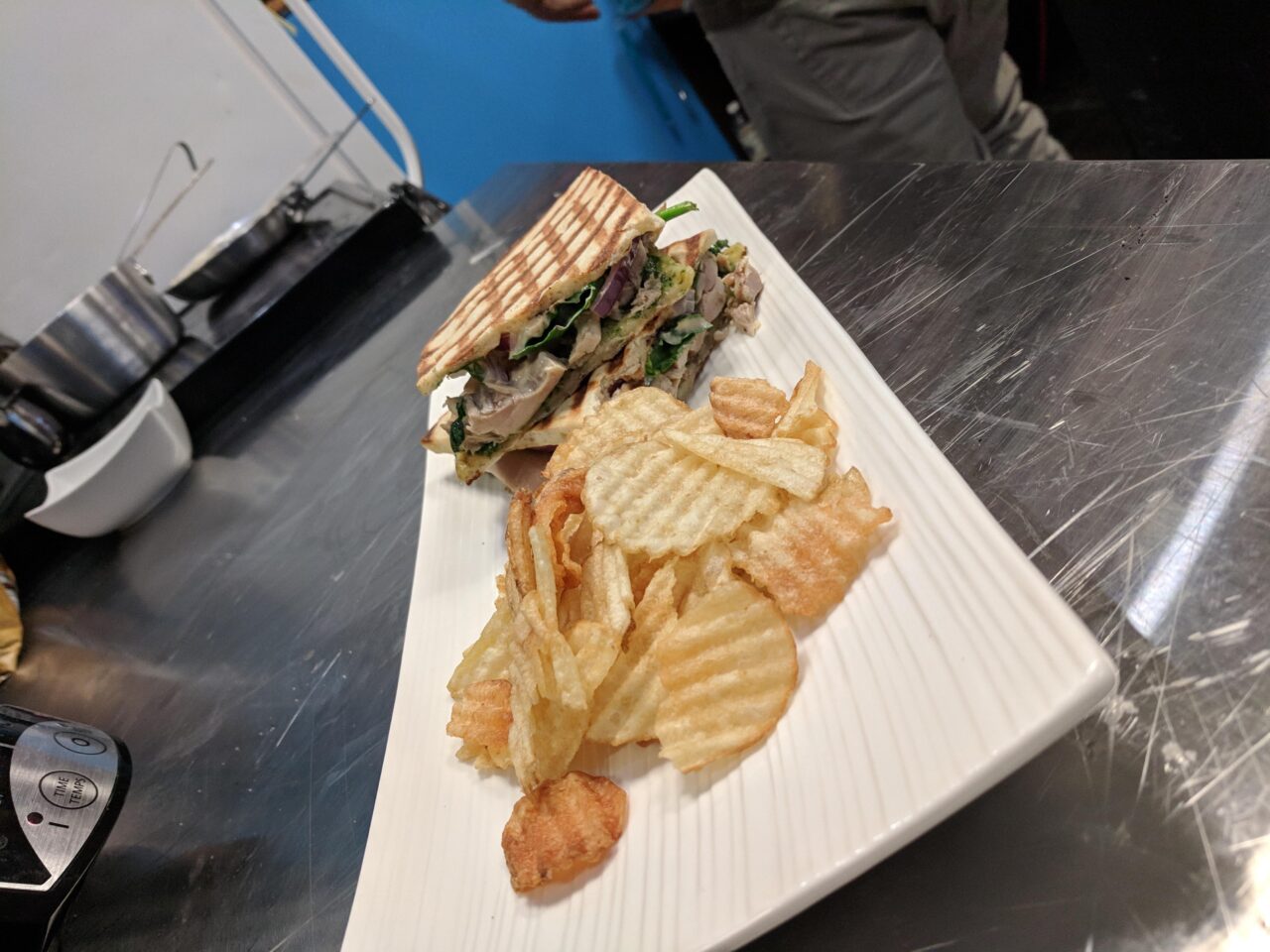 plate with sandwich and chips